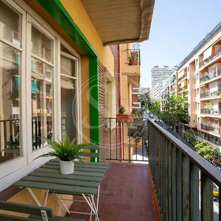 Appartamento Comodo En Gracia *
